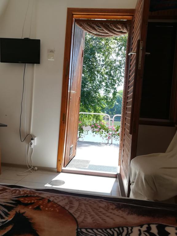 فيلا Tiszavirag Nyaralohaz سيغيد المظهر الخارجي الصورة